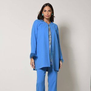 Coat with hook and feather sleeves  Size: 44 Made in Italy